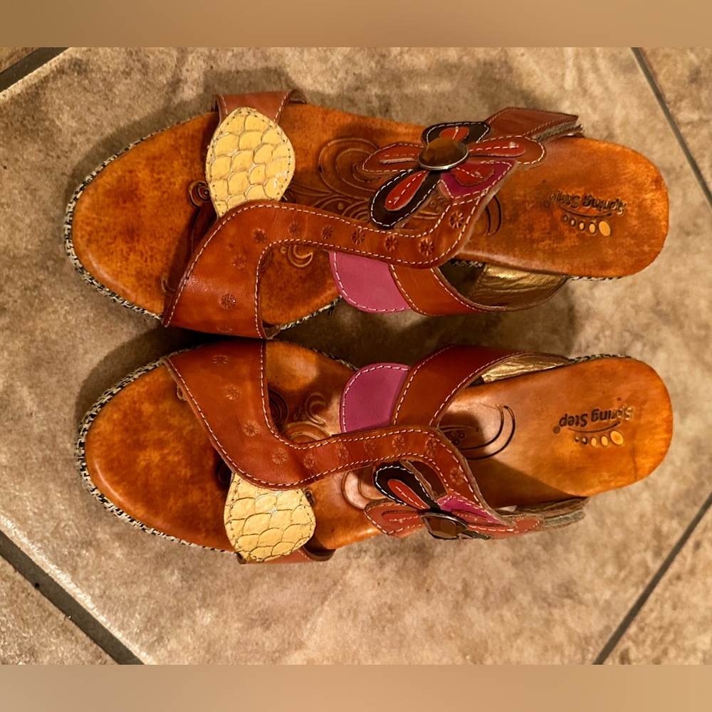 Step Into The Spring Wedges - image 1